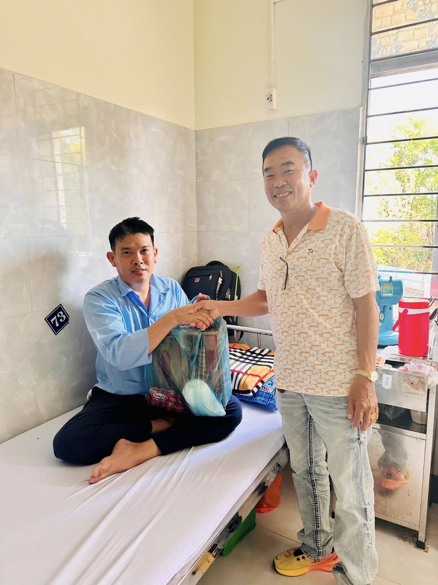 HƯỞNG ỨNG KỶ NIỆM 10 NĂM NGÀY CÔNG TÁC XÃ HỘI VIỆT NAM 11 11 1