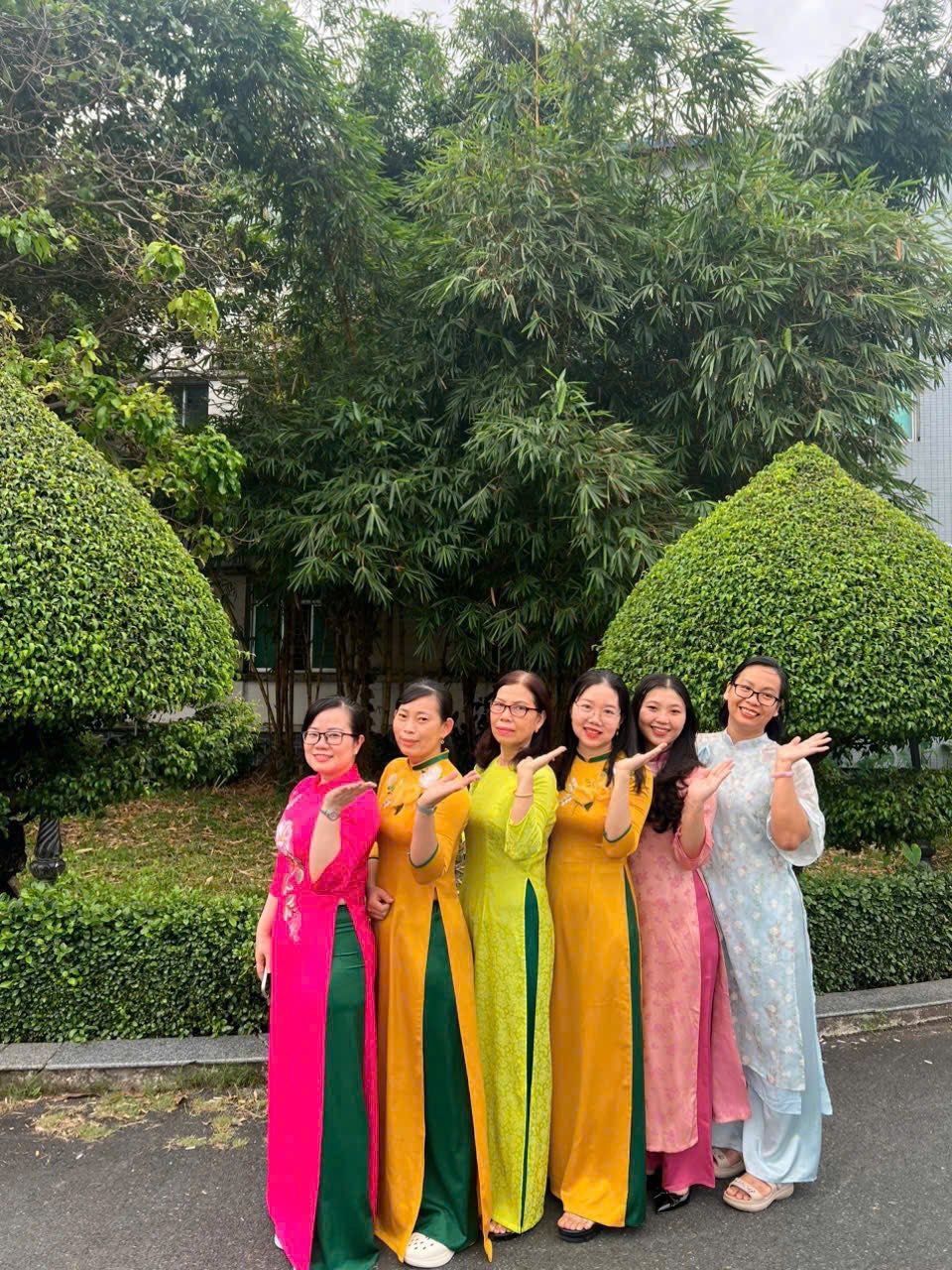 Hưởng ứng kỷ niệm Ngày Quốc tế Phụ nữ 8/3 5 7 1