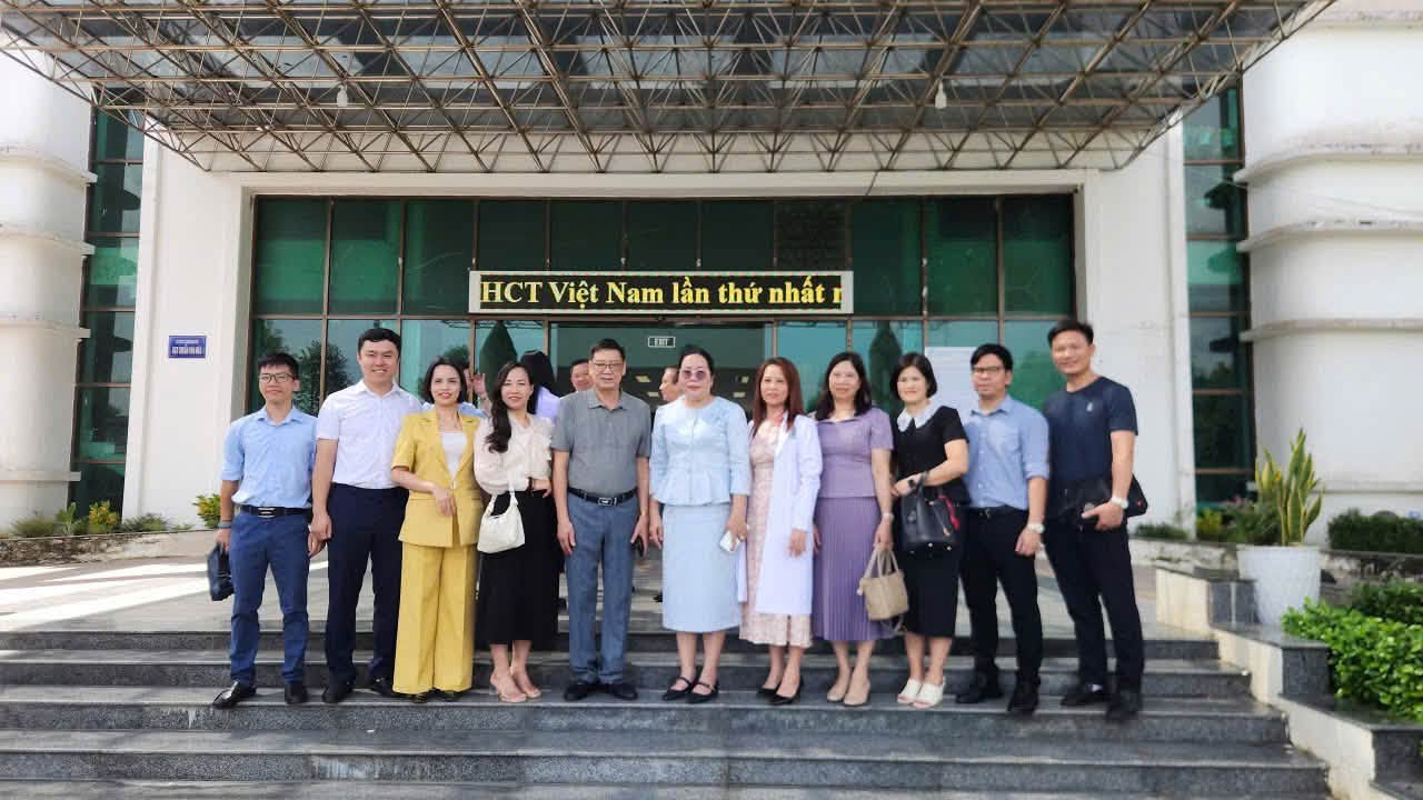 Đón tiếp đoàn Giám đốc các Bệnh viện YHCT trên toàn quốc đến tham quan, học hỏi kinh nghiệm tại Bệnh viện YDCT - PHCN tỉnh Cà Mau 3 3